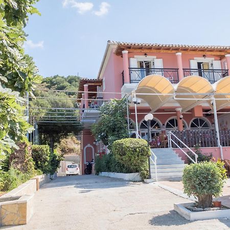 Maria Apartments Agios Georgios Pagon Bagian luar foto