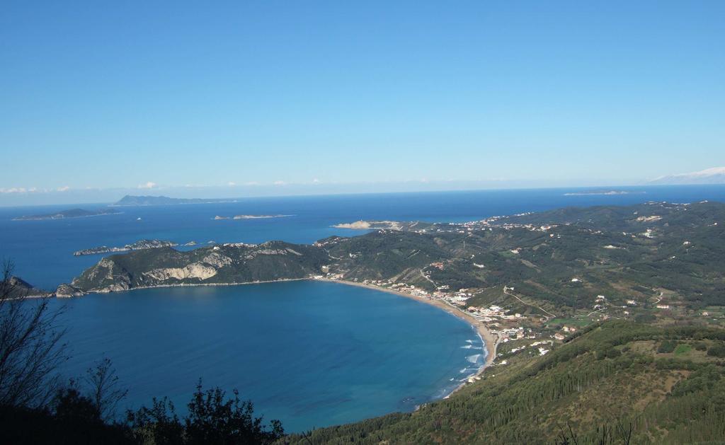 Maria Apartments Agios Georgios Pagon Bagian luar foto